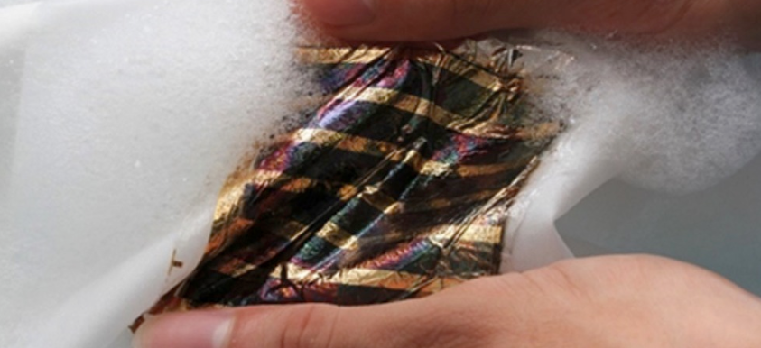 太陽能電池被浸濕后還能發(fā)電？